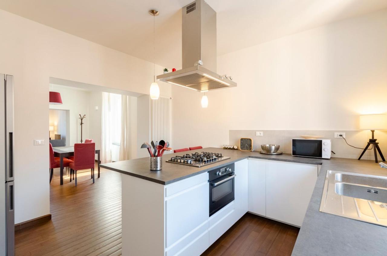 Joivy Spacious Family Apt For 4, In Carignano, Genua Exteriör bild