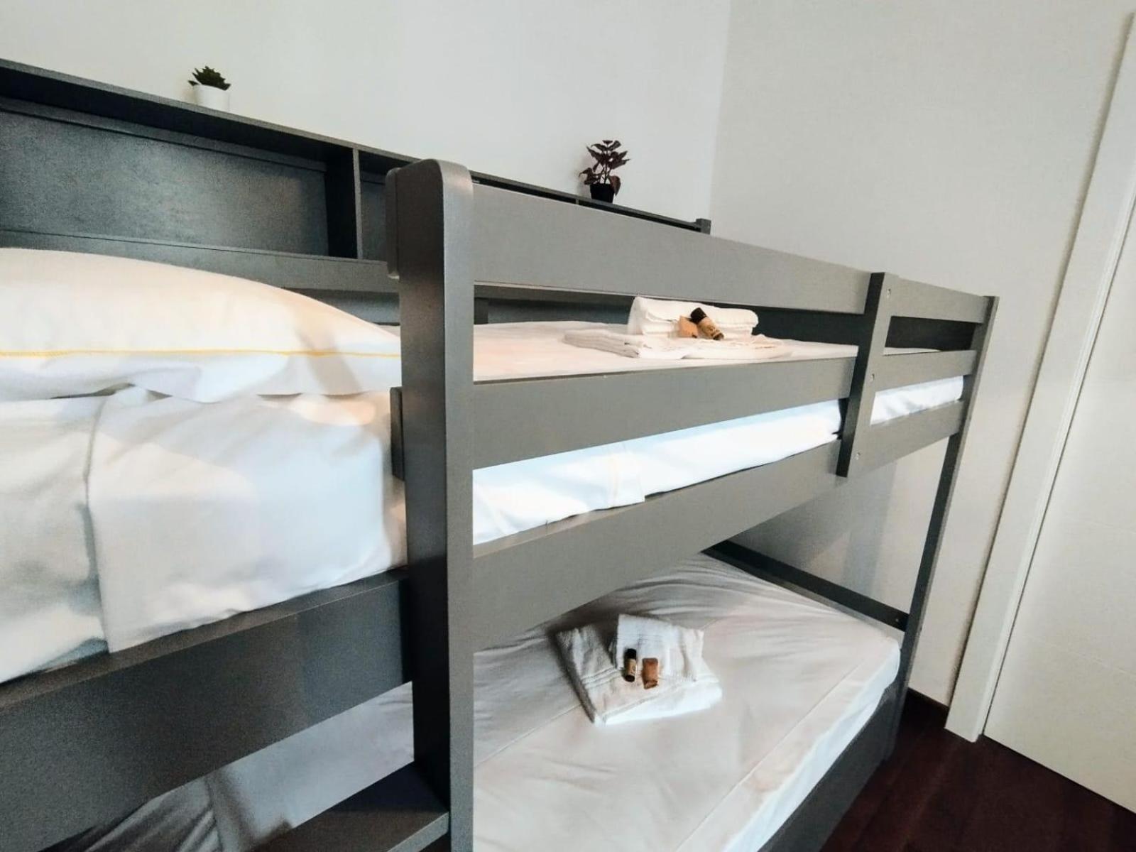 Joivy Spacious Family Apt For 4, In Carignano, Genua Exteriör bild